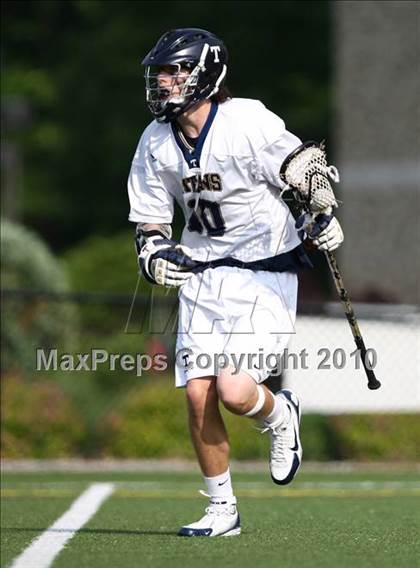 Thumbnail 1 in Webster Thomas vs. Irondequoit (Section 5 Class B Final) photogallery.