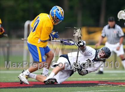 Thumbnail 3 in Webster Thomas vs. Irondequoit (Section 5 Class B Final) photogallery.