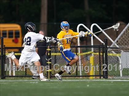 Thumbnail 3 in Webster Thomas vs. Irondequoit (Section 5 Class B Final) photogallery.