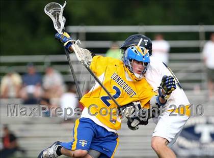 Thumbnail 2 in Webster Thomas vs. Irondequoit (Section 5 Class B Final) photogallery.