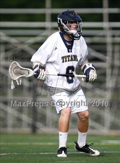Thumbnail 3 in Webster Thomas vs. Irondequoit (Section 5 Class B Final) photogallery.