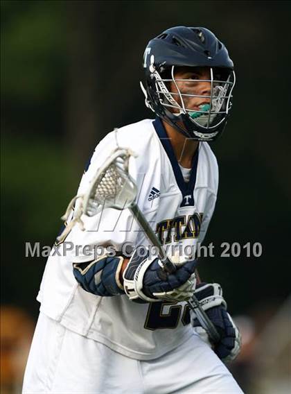 Thumbnail 3 in Webster Thomas vs. Irondequoit (Section 5 Class B Final) photogallery.