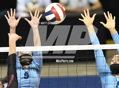 Thumbnail 3 in Chatfield @ Ralston Valley (CHSAA 5A Playoff) photogallery.