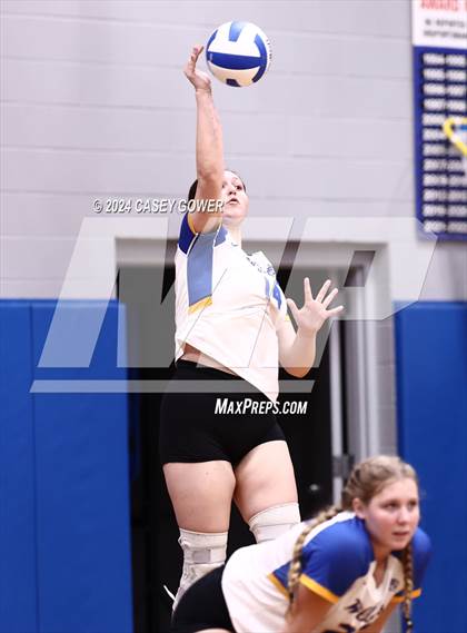 Thumbnail 2 in Donelson Christian Academy @ Goodpasture Christian photogallery.