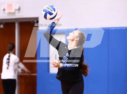 Thumbnail 2 in Donelson Christian Academy @ Goodpasture Christian photogallery.