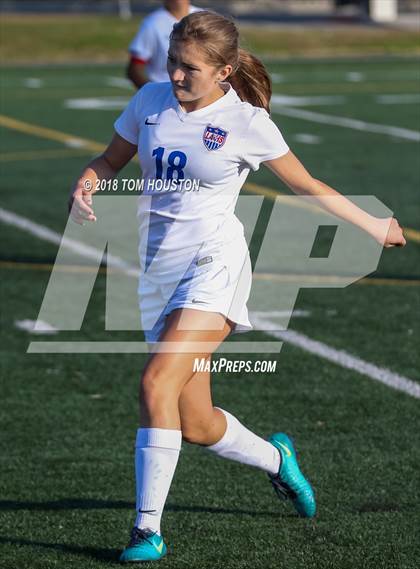 Thumbnail 1 in Bonita vs. Los Altos photogallery.