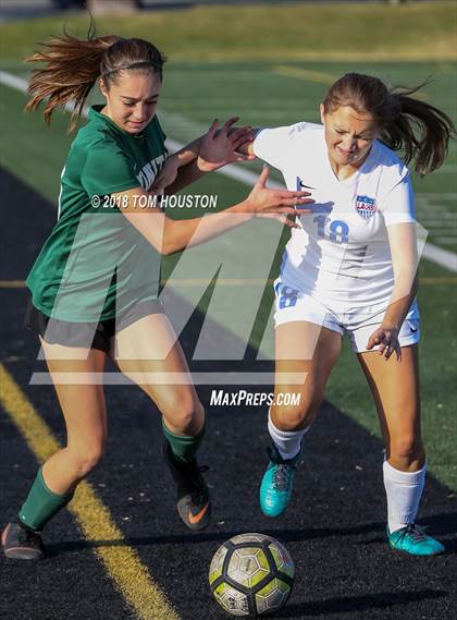 Thumbnail 3 in Bonita vs. Los Altos photogallery.