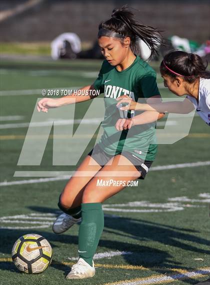 Thumbnail 2 in Bonita vs. Los Altos photogallery.