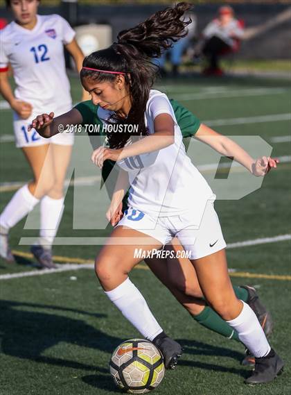 Thumbnail 2 in Bonita vs. Los Altos photogallery.