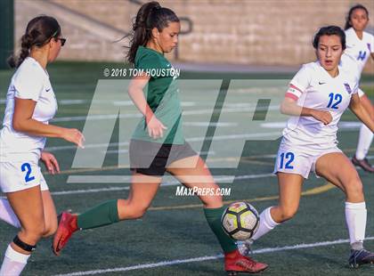 Thumbnail 2 in Bonita vs. Los Altos photogallery.
