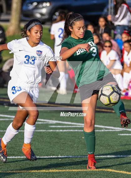 Thumbnail 3 in Bonita vs. Los Altos photogallery.