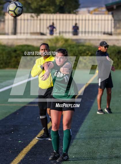 Thumbnail 3 in Bonita vs. Los Altos photogallery.