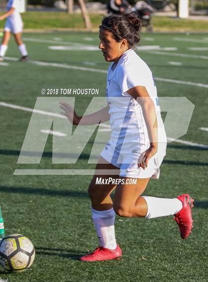 Thumbnail 1 in Bonita vs. Los Altos photogallery.