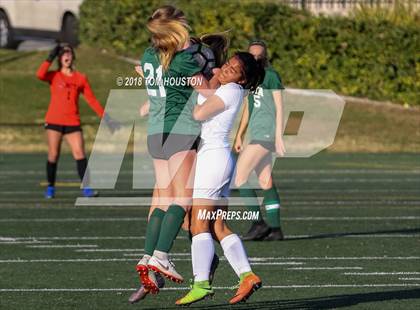 Thumbnail 3 in Bonita vs. Los Altos photogallery.