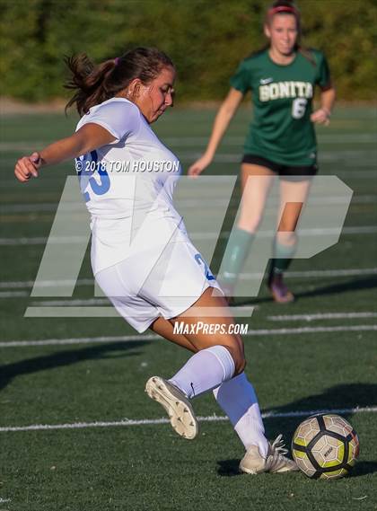 Thumbnail 2 in Bonita vs. Los Altos photogallery.