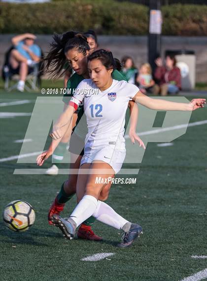 Thumbnail 1 in Bonita vs. Los Altos photogallery.