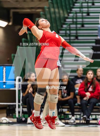 Thumbnail 2 in Fishers vs. Noblesville (IHSAA 4A Westfield Section 8 Round 1) photogallery.