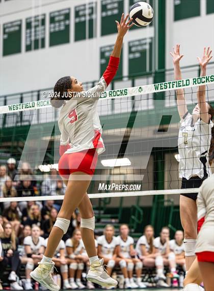 Thumbnail 2 in Fishers vs. Noblesville (IHSAA 4A Westfield Section 8 Round 1) photogallery.