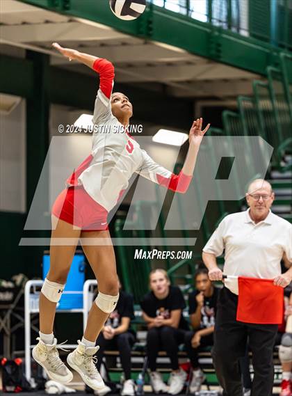 Thumbnail 3 in Fishers vs. Noblesville (IHSAA 4A Westfield Section 8 Round 1) photogallery.