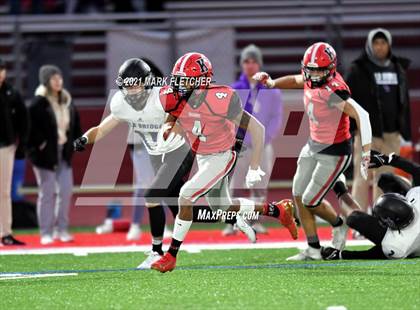 Thumbnail 3 in Old Bridge vs Kingsway (NJSIAA South Group 5 First Round Playoff) photogallery.
