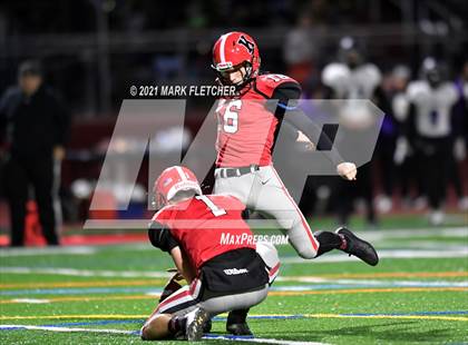 Thumbnail 2 in Old Bridge vs Kingsway (NJSIAA South Group 5 First Round Playoff) photogallery.