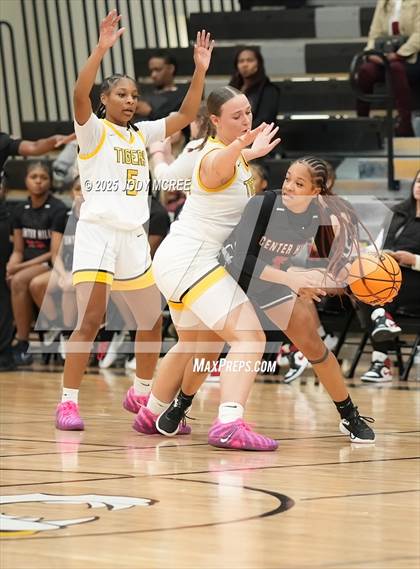 Thumbnail 1 in Center Hill @ Hernando photogallery.