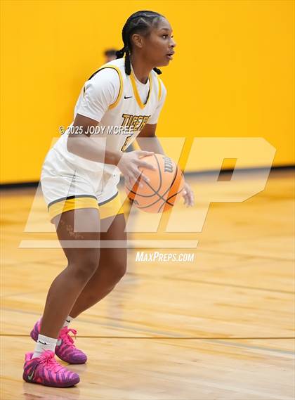 Thumbnail 1 in Center Hill @ Hernando photogallery.