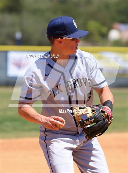Thumbnail 2 in Elk Grove vs. La Costa Canyon (67th Annual San Diego Lions Tournament) photogallery.
