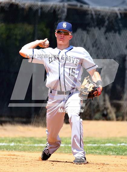 Thumbnail 1 in Elk Grove vs. La Costa Canyon (67th Annual San Diego Lions Tournament) photogallery.