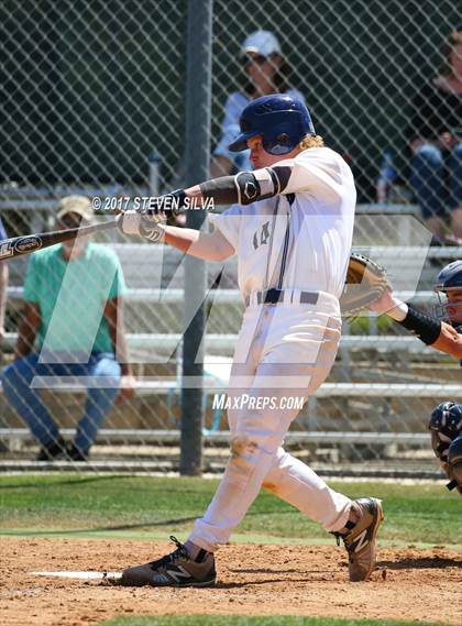 Thumbnail 2 in Elk Grove vs. La Costa Canyon (67th Annual San Diego Lions Tournament) photogallery.
