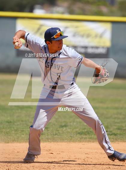 Thumbnail 1 in Elk Grove vs. La Costa Canyon (67th Annual San Diego Lions Tournament) photogallery.
