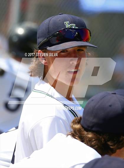 Thumbnail 2 in Elk Grove vs. La Costa Canyon (67th Annual San Diego Lions Tournament) photogallery.