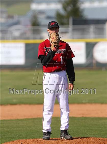 Thumbnail 2 in Righetti vs Nipomo photogallery.