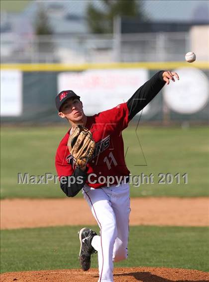 Thumbnail 2 in Righetti vs Nipomo photogallery.