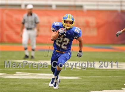 Thumbnail 2 in Cobleskill-Richmondville vs. Alden (Syracuse Kickoff Classic) photogallery.