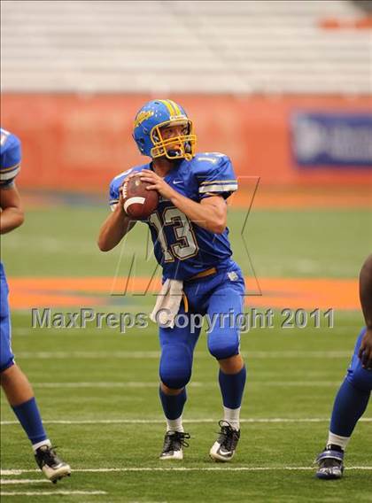 Thumbnail 3 in Cobleskill-Richmondville vs. Alden (Syracuse Kickoff Classic) photogallery.