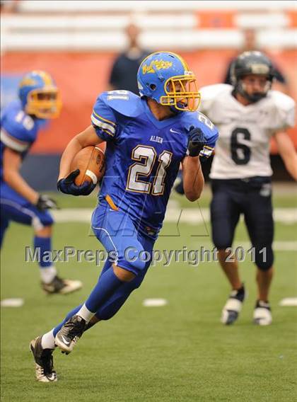 Thumbnail 1 in Cobleskill-Richmondville vs. Alden (Syracuse Kickoff Classic) photogallery.