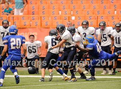 Thumbnail 3 in Cobleskill-Richmondville vs. Alden (Syracuse Kickoff Classic) photogallery.