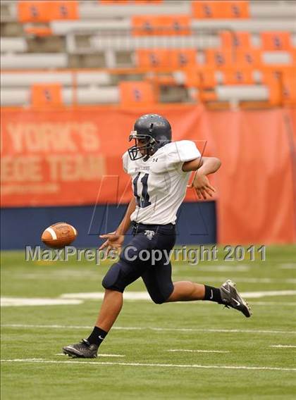 Thumbnail 3 in Cobleskill-Richmondville vs. Alden (Syracuse Kickoff Classic) photogallery.
