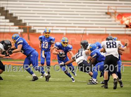 Thumbnail 1 in Cobleskill-Richmondville vs. Alden (Syracuse Kickoff Classic) photogallery.