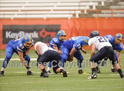Thumbnail 1 in Cobleskill-Richmondville vs. Alden (Syracuse Kickoff Classic) photogallery.