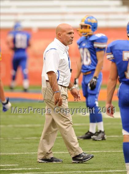 Thumbnail 2 in Cobleskill-Richmondville vs. Alden (Syracuse Kickoff Classic) photogallery.
