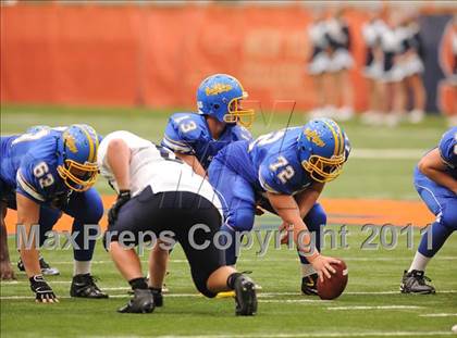 Thumbnail 1 in Cobleskill-Richmondville vs. Alden (Syracuse Kickoff Classic) photogallery.