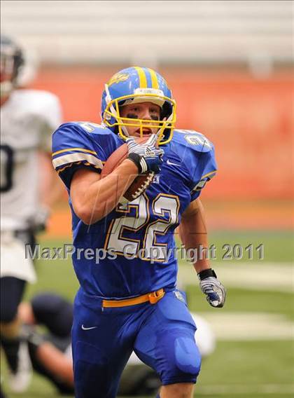 Thumbnail 1 in Cobleskill-Richmondville vs. Alden (Syracuse Kickoff Classic) photogallery.