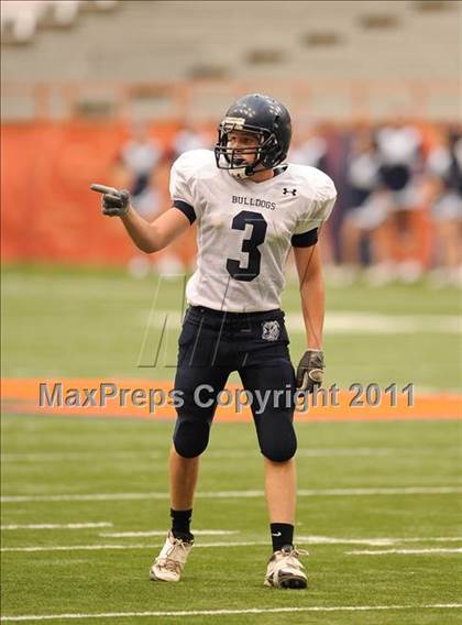 Thumbnail 1 in Cobleskill-Richmondville vs. Alden (Syracuse Kickoff Classic) photogallery.