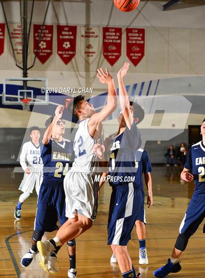Thumbnail 2 in South El Monte @ Gabrielino photogallery.