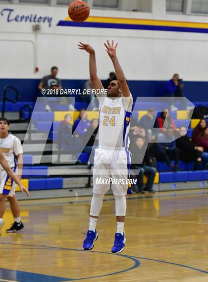 Thumbnail 2 in Prospect vs. Piedmont Hills photogallery.