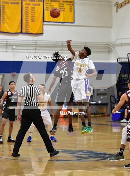 Thumbnail 2 in Prospect vs. Piedmont Hills photogallery.
