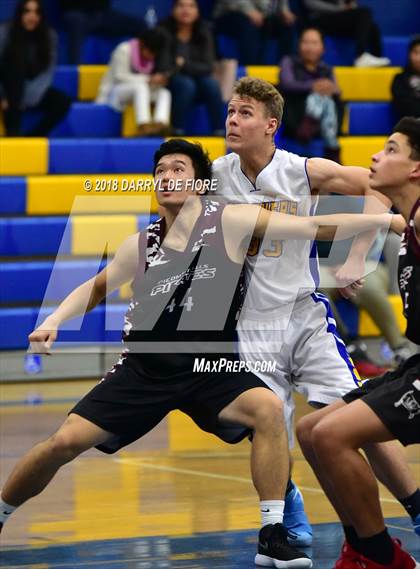 Thumbnail 2 in Prospect vs. Piedmont Hills photogallery.