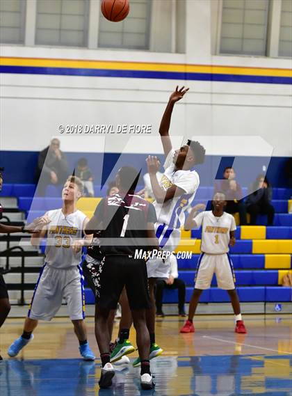 Thumbnail 3 in Prospect vs. Piedmont Hills photogallery.